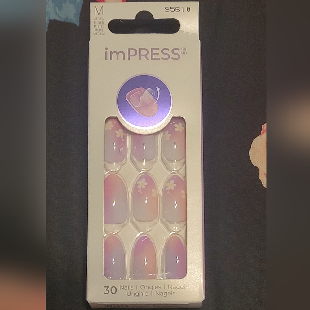 imPRESS Floral Pink Press-On Nails